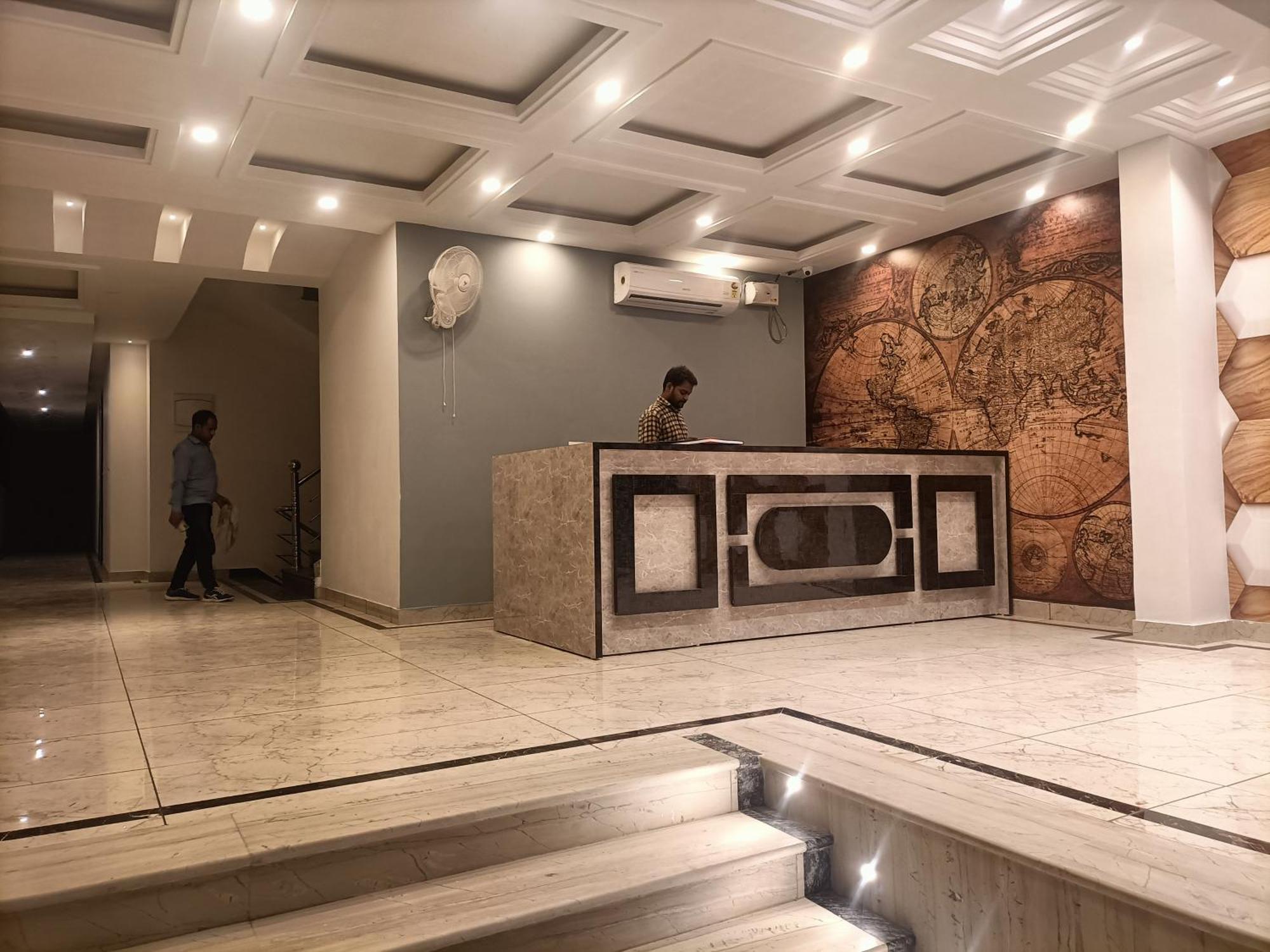Hotel Vista Premium Tark A Family Hotel Near Igi Airport Delhi นิวเดลี ภายนอก รูปภาพ