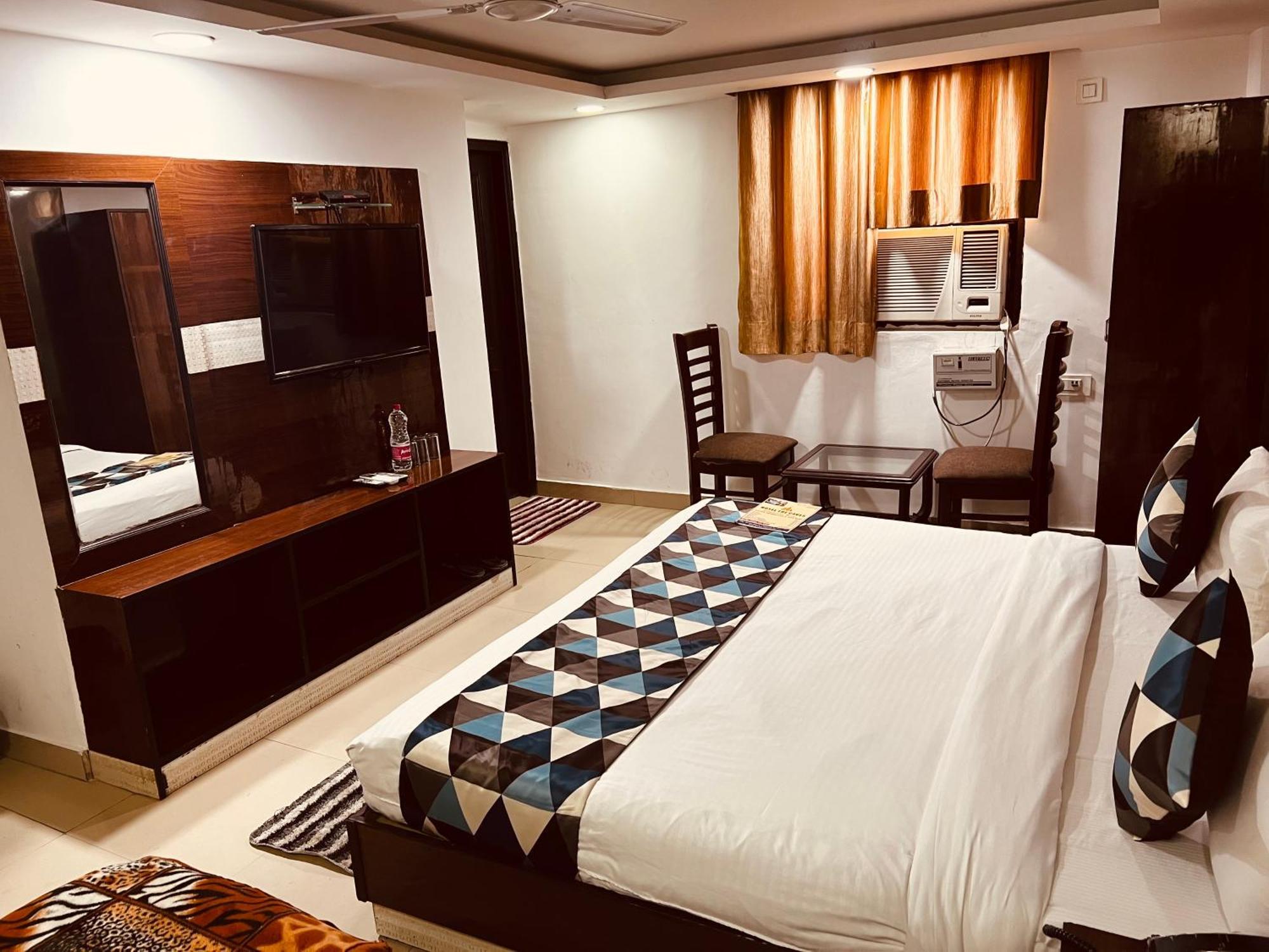 Hotel Vista Premium Tark A Family Hotel Near Igi Airport Delhi นิวเดลี ภายนอก รูปภาพ